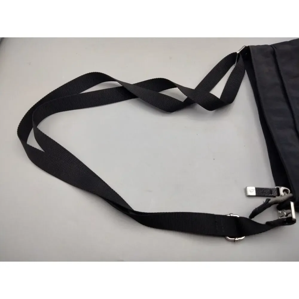 Baggallini Nylon Crossbody Black Purse w/ Outer Pockets 11x7
